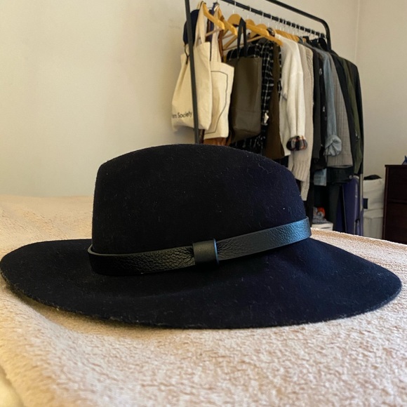 JCrew Wide Brimmed Felt Hat With Leather Band - Picture 2 of 8